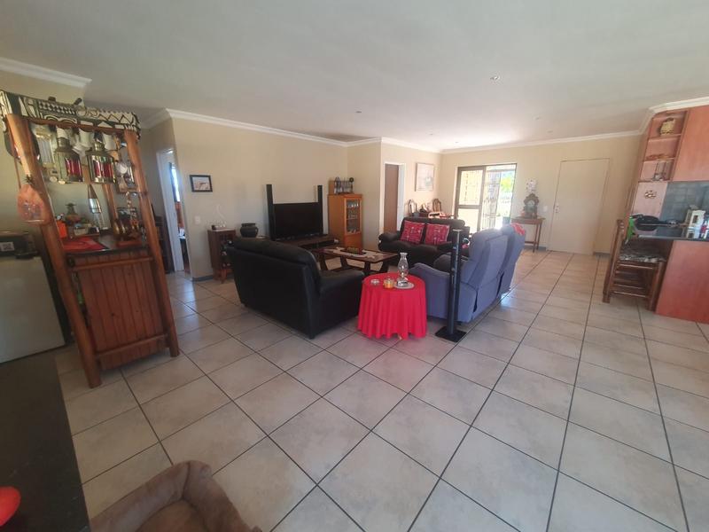 4 Bedroom Property for Sale in Franskraal Western Cape